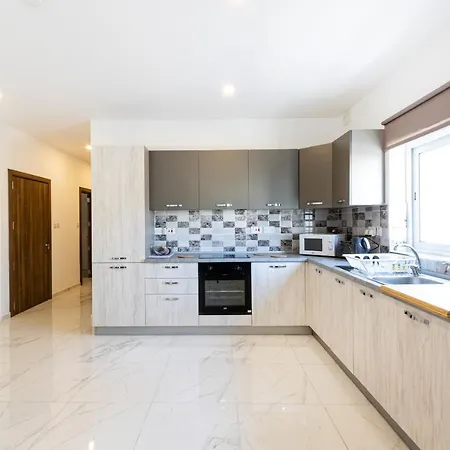 H1- Modern & Spacious 3 Bedroom * San Ġwann